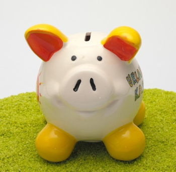 Sparschwein Glücksschwein Urlaubskasse gelb 13 cm