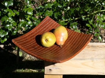 Handmade Ton Platte viereckig gestreift 24cm