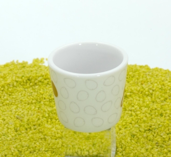 Eierbecher aus Porzellan Einmalig