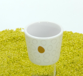 Eierbecher aus Porzellan Einmalig