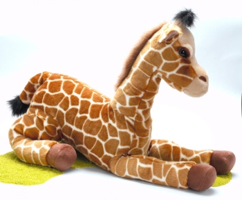 Plüschtier SuperFlopsie Guy Giraffe liegend 68,5 cm