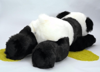 Plüschtier SuperFlopsie Xie-Xie Panda liegend 68,5 cm