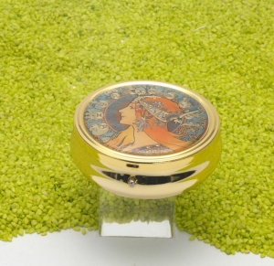 Pillendose rund mit Spiegel Art Nouveau Zodiak