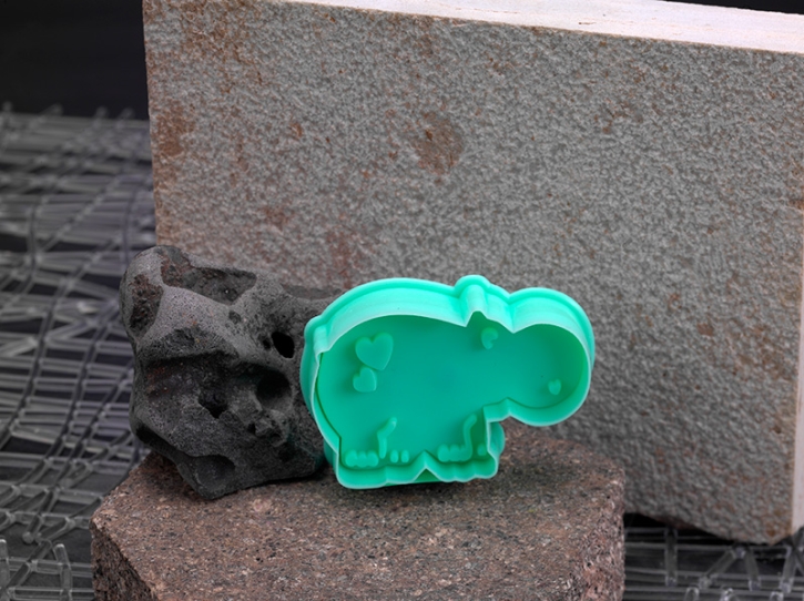 Ausstecher aus Kunststoff zum Prägen Nilpferd hellgrün 6cm