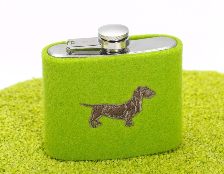 Flachmann mit Filzhülle Dackel in lindgrün 150ml