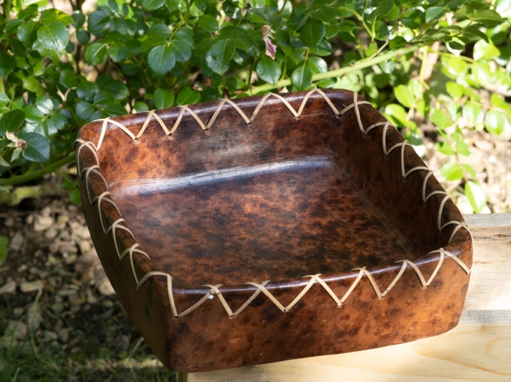 Handmade Ton Schale viereckig mit Rattan 22cm