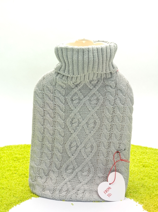 Wärmflasche mit kuscheligem Überzug Strickpullover